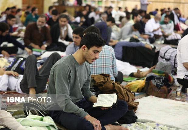 اعتکاف تمرین منتظر بودن است