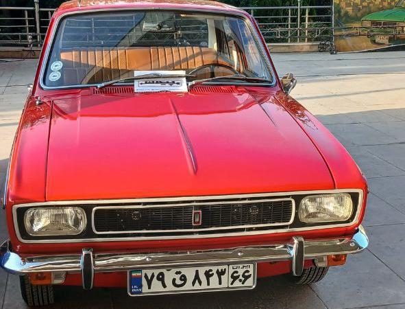 نمایش نوستالژی پیکان‌ها در برج میلاد تهران