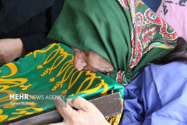 عیادت سفیران مهدوی از بیماران ورامینی در آستانه ولادت امام زمان (عج)