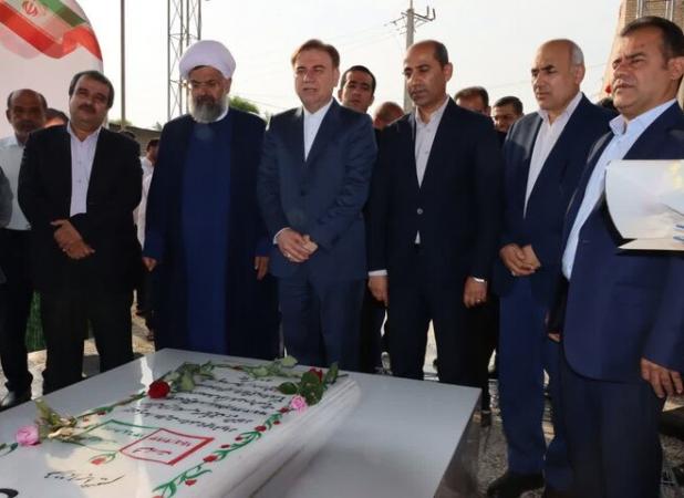 خانواده شهدا الگوی صبر و استواری در مقابل مشکلات هستند