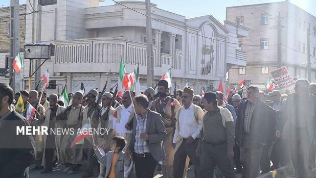 راهپیمایی دشمن شکن ۲۲ بهمن در مناطق مختلف کهگیلویه و بویراحمد آغاز شد