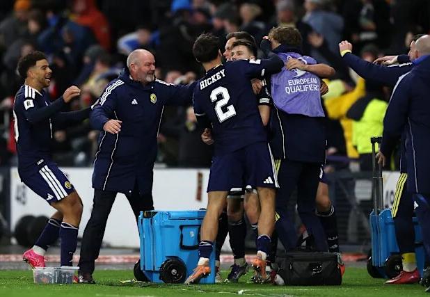 معجزه در همپدن پارک/ کلارک: خودم را ستایش می‌کنم!