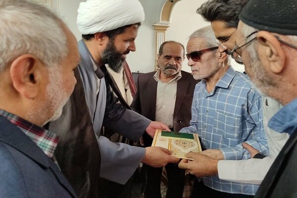 دیدار با نغمه‌خوان، بصیرت؛ تجلیل از مداح نابینای اهل بیت (ع)