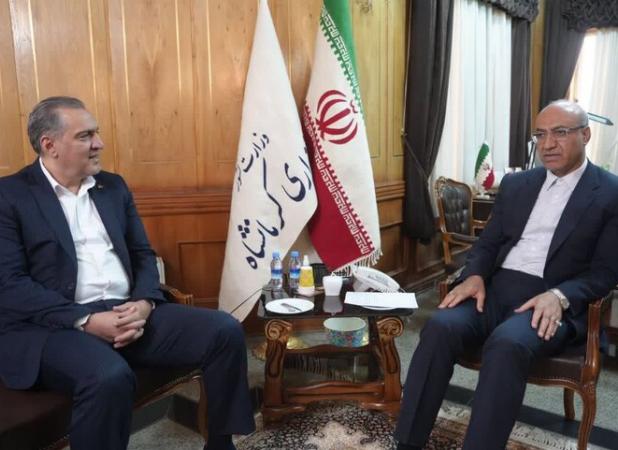 حبیبی: تمرکز بر صنایع کوچک و انرژی پاک راه جهش تولید است