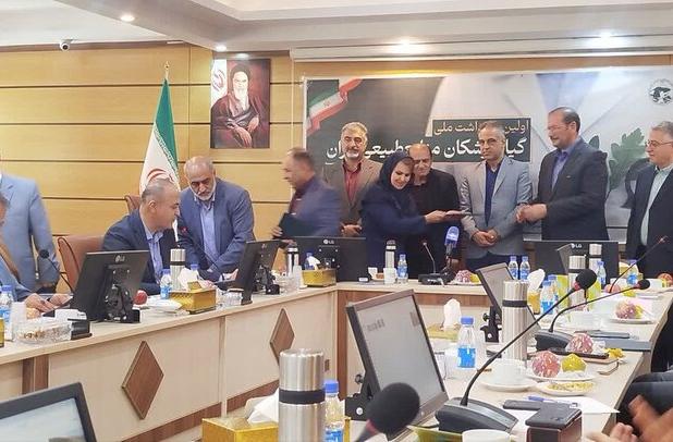 درخشش کارشناسان کرمانشاه در آیین ملی نکوداشت گیاه‌پزشکان