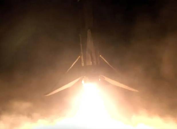 ماهواره کره ای با تاخیر به مدار زمین رفت