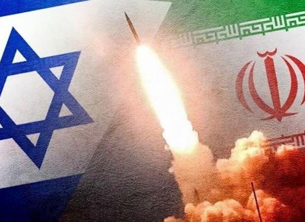 انتقاد یک روزنامه از رجزخوانی جنگ طلبان در داخل