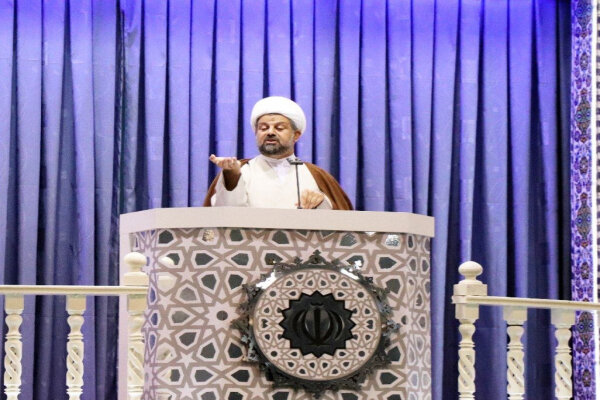 امام جمعه رباط‌کریم: تهدید نظامی آمریکا و اسرائیل جنگ روانی است