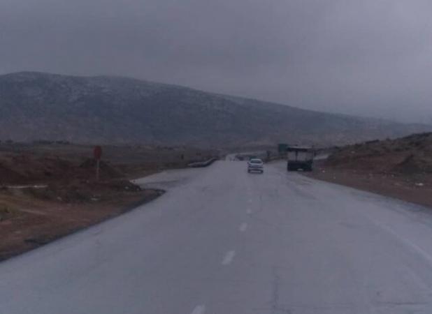 ۱۲ محور فارس برفی و بارانی هستند/ مراقب لغزندگی جاده‌ها باشید