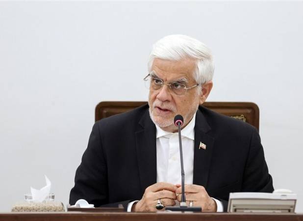 دستور عارف برای پیگیری فوری و گزارش حادثه آتش‌سوزی بازارچه غرب تهران