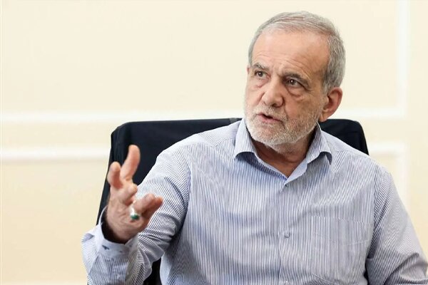 پزشکیان: معنی تقوا حرکت بدون خطا است