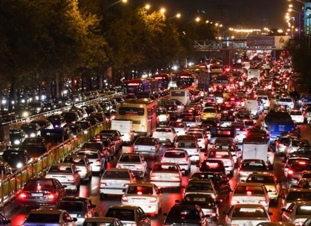 ترافیک یلدایی خیابان‌های تهران را قفل کرد