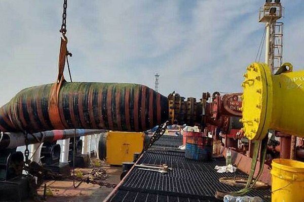ایران پنجمین کشور دارای فناوری ساخت شلنگ‌های شناور انتقال نفت شد