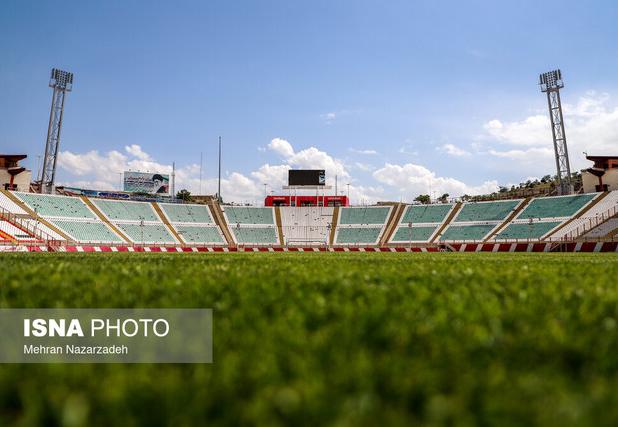 کارزار تراکتوری‌ها برای رسیدگی به تخلفات احتمالی پروژه چمن ورزشگاه یادگارامام‌(ره)