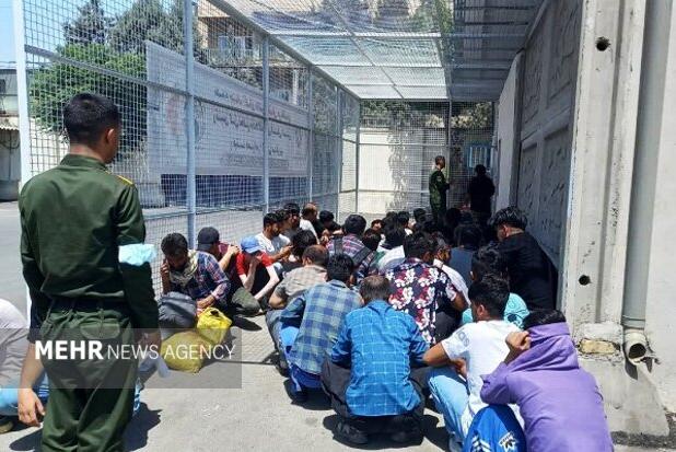 سرهنگ حبیبی فر:  ۱۴۵ نفر اتباع بیگانه غیرمجاز در زهک جمع آوری شدند