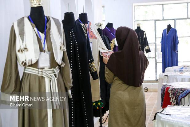 نمایشگاه مد و لباس ایرانی اسلامی «اصیلا» در خراسان‌جنوبی افتتاح شد
