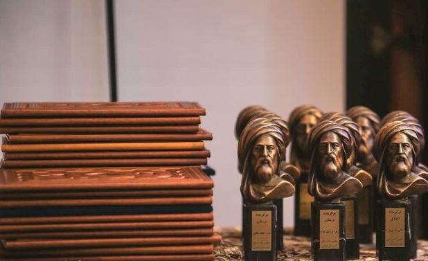 جایزه ویژه «ساخت ایران» به کتاب انتشارات جهاد دانشگاهی اردبیل رسید