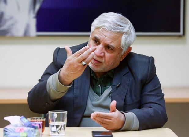 پاک آئین: نباید روابط با شرق و غرب را به دوقطبی تبدیل کرد