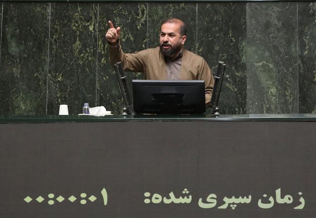 حسین پور: تعطیلی پنجشنبه‌ها در استان آذربایجان غربی اعمال نشده است