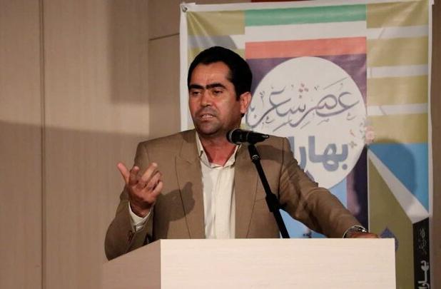 ارتقای تخصصی شعر در کردستان مورد توجه قرار گیرد