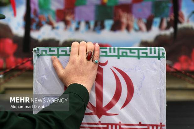 شهر قزوین از عطر ۱۰ شهید گمنام عطرآگین شد