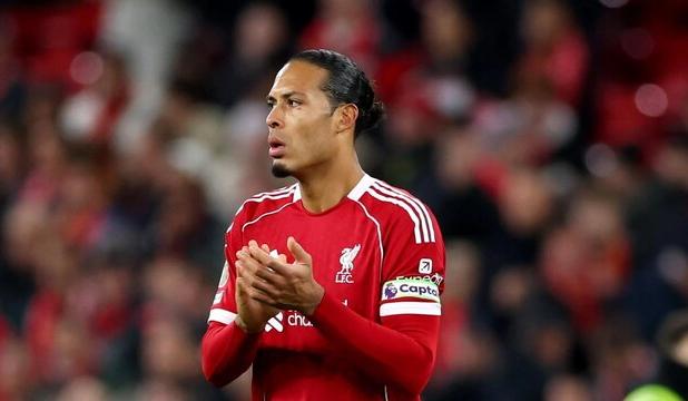 واکنش‌ها به شکست تلخ لیورپول/ فان‌دایک: همه ما باید به آینه نگاه کنیم!