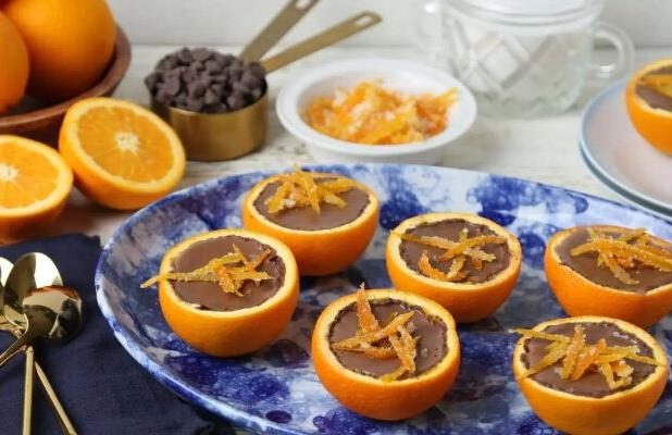 طرز تهیه دسر خوشمزه پاناکوتا پرتقال و شکلات