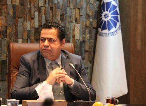 پیرموذن: مسدود شدن کارت‌های بازرگانی به صلاح مملکت نیست