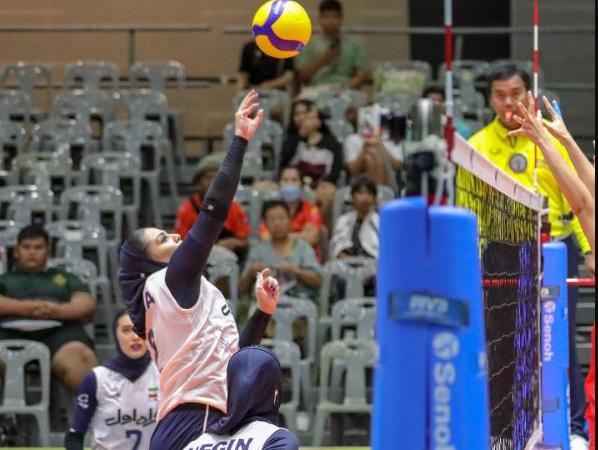 پیروزی بانوان ایران در والیبال قهرمانی آسیا