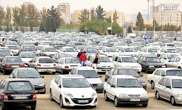مردم ، منتظر کاهش قیمت خودرو نباشند!