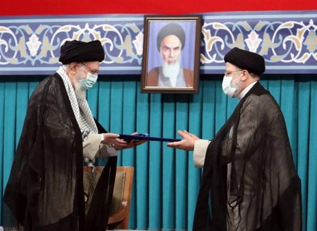 مأموریت بزرگ رهبر معظم انقلاب به دولت جدید