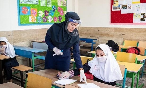 ادامه آموزش مجازی برای سه گروه از دانش آموزان
