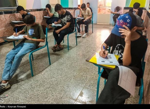 اختلال در امتحان علوم پایه نهم؛ رمز سوالات باز نشد