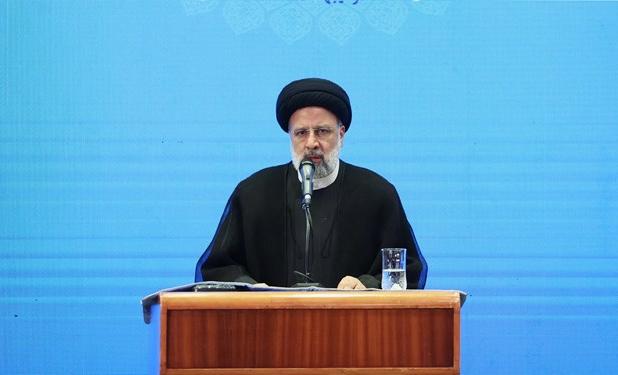 رشد و تولید کشور را به مذاکرات گره نخواهیم زد