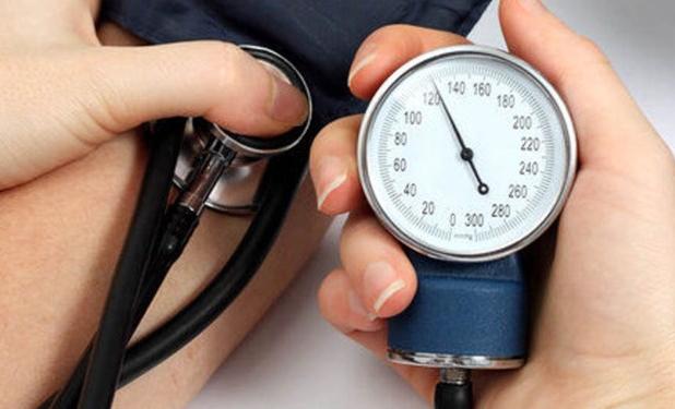 فشار خون بالا چگونه تشخیص داده می‌شود؟