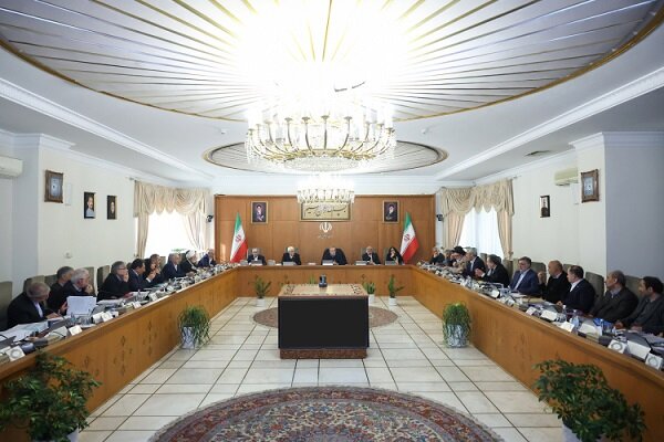 تاکید پزشکیان بر پیگیری مطالبات فعالان اقتصادی