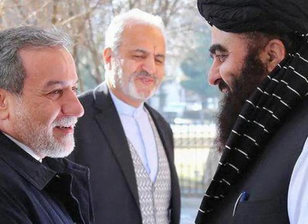 اعلام آمادگی طالبان برای انتقال حجاج ایرانی از عربستان