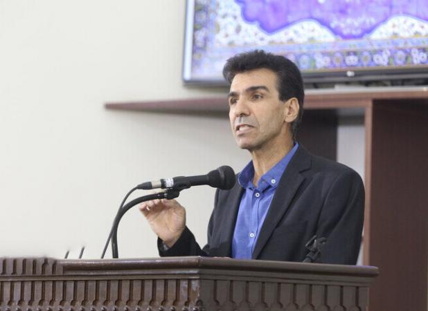 حسام‌پور: محوریت یادروز حافظ، سیمای جهانی این شاعر است