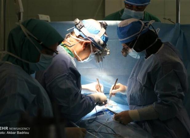 موفقیت تیم جراحی بیمارستان شهید محمدی در درمان سرطان روده بزرگ