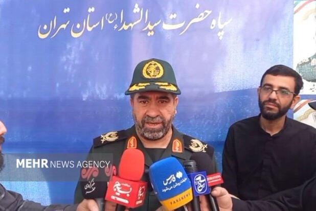 مردم با قلب و جان در مسیر عشق حسینی قدم برداشتند