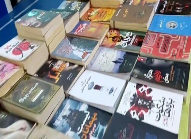 برپایی پنجمین نمایشگاه کتاب دهگلان با عرضه بیش از هزار عنوان کتاب