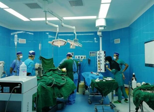 ایستادگی کادر سلامت در جنگ با ویروس صهیونی