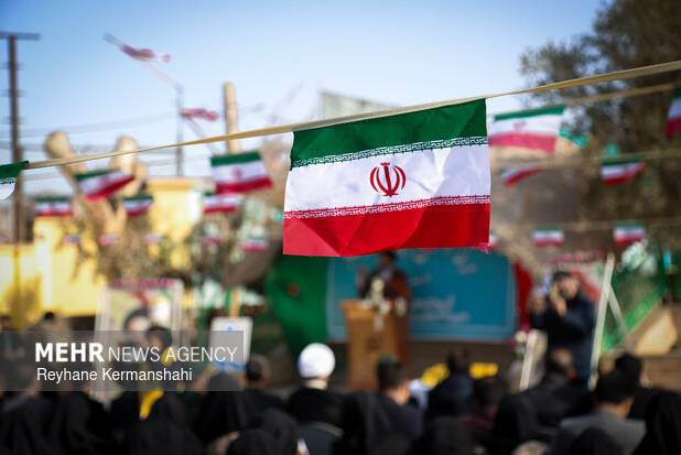 زنگ انقلاب در مدارس استان سمنان به صدا درآمد