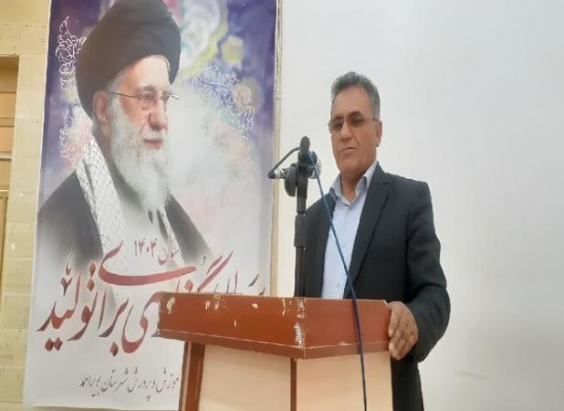 استفاده از محتوای خارج از بسته‌های مورد تأیید در کودکستان ها ممنوع است