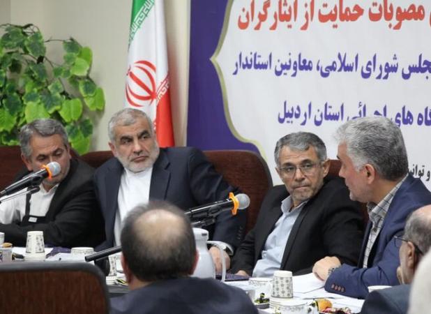 نیکزاد: مشکلات و مطالبات جانبازان اردبیل پیگیری می‌شود