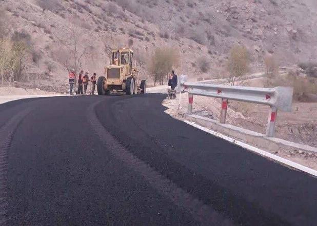 یک میلیون متر مربع آسفالت در روستاهای ایلام اجرا شد