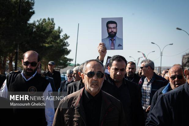 واکنش ها به حضونماینده بویراحمد در منزل قاتل پزشک یاسوجی