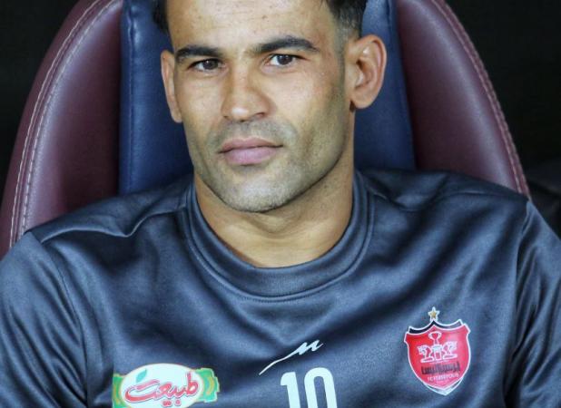 استقلال از انتقال فوق‌جنجالی منصرف شد!