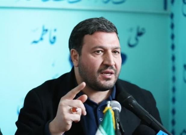 رشیدی: مدنی زاده فهم شرایط اقتصادی را دارد