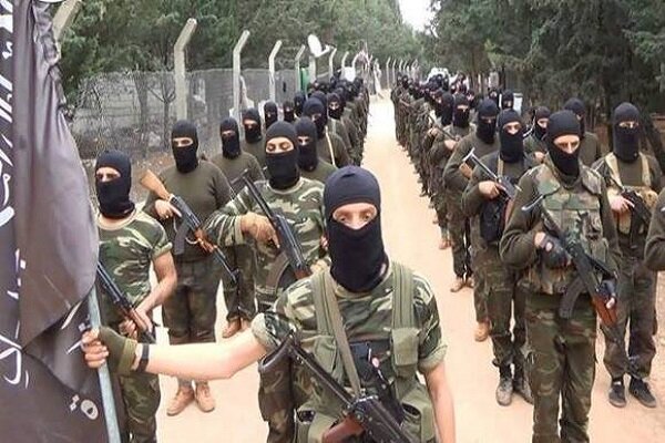 آمادگی گروههای مسلح برای حمله ور شدن به جرمانا در حومه دمشق